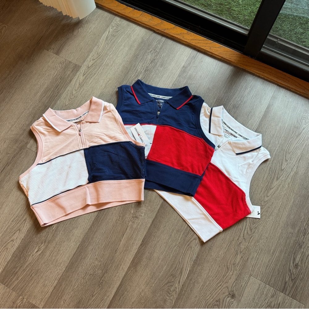 Tommy Hilfiger crop top tank top, half zip up, size medium, women. Tags attached